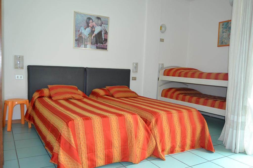 Residence Ambra Riva del Garda Exteriör bild