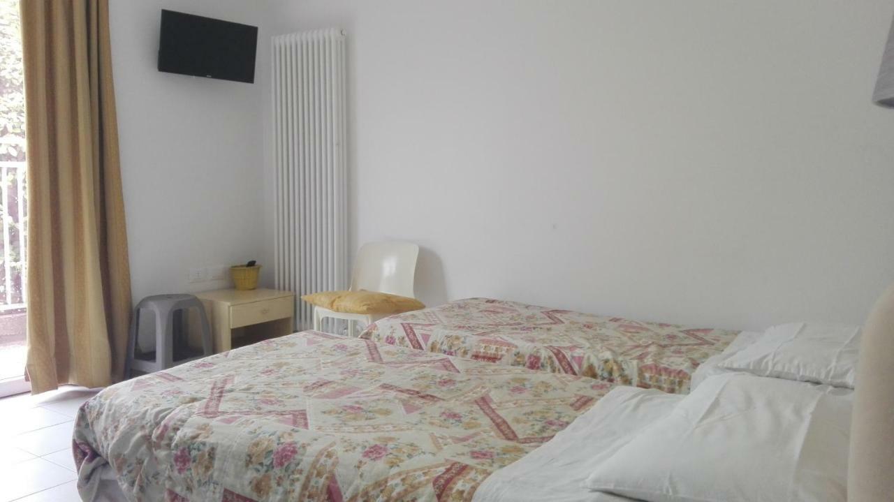 Residence Ambra Riva del Garda Exteriör bild
